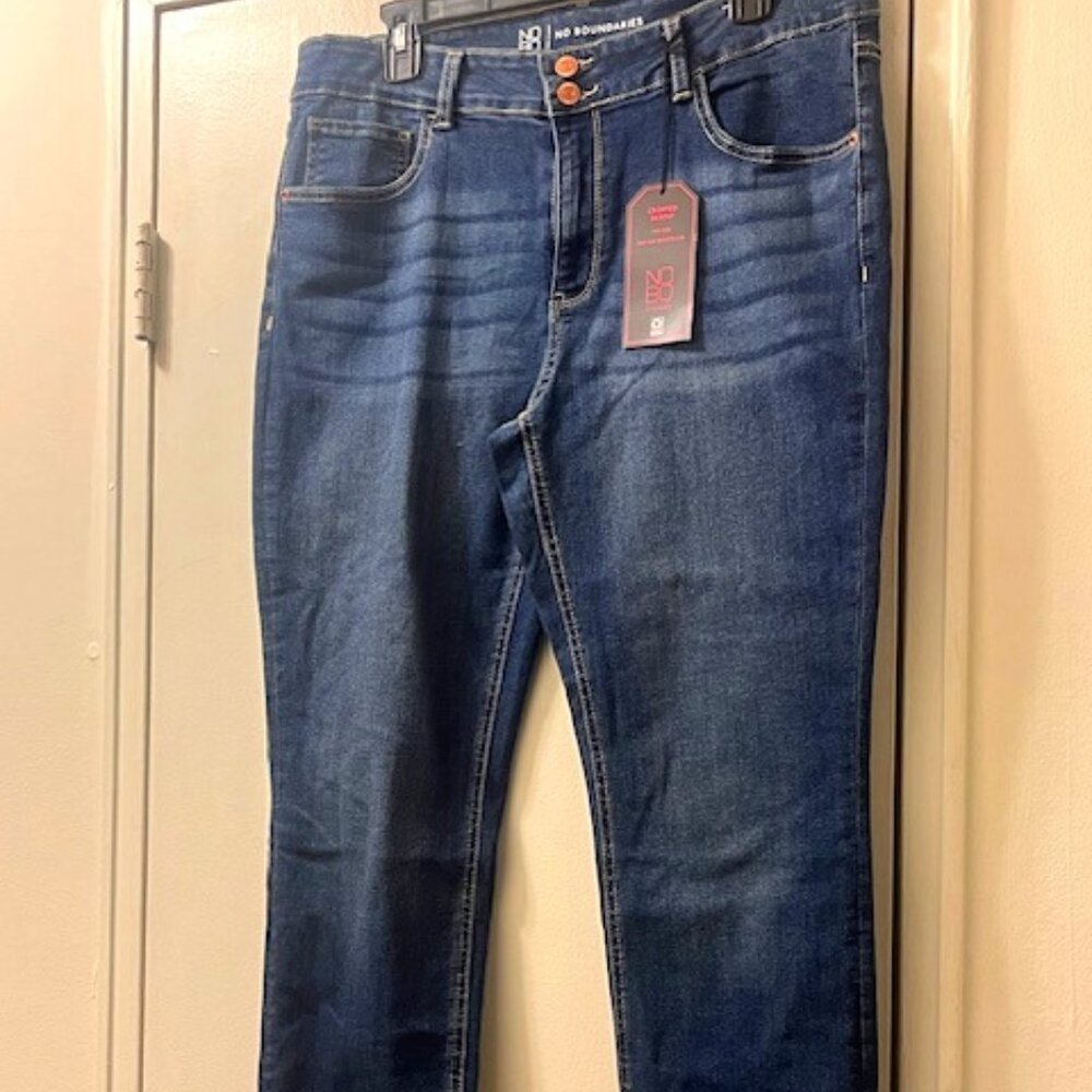 Cropped Skinny Blue Jeans